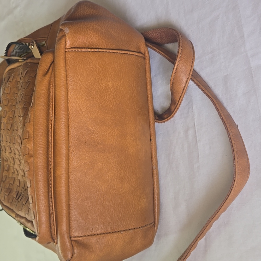 Tan  Backpack - Picture 6 of 10